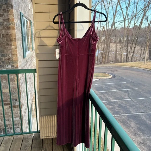 🆕Taylor Petite Velvet Midi Dress Burgundy Wine Slip Size4P Elegant Evening Party - Picture 4 of 17